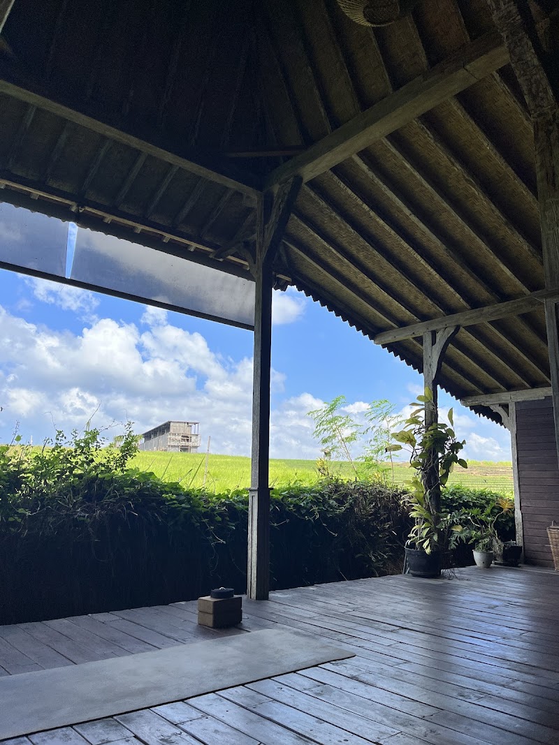 Chandra Yoga Bali - Chandra Yoga Bali Mahamustika Riverside, Jl. Pantai Pererenan Gang Buni II No.1, Pererenan, Mengwi, Badung Regency, Bali 80351, Indonesia