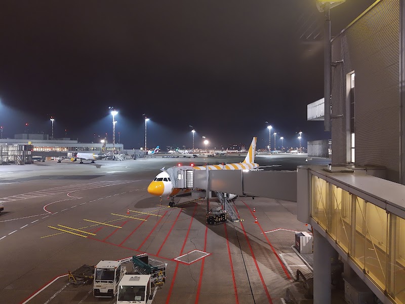 D-Flughafen Term. A/B/C - D-Flughafen Term. A/B/C, District 5, 40474 Düsseldorf, Germany