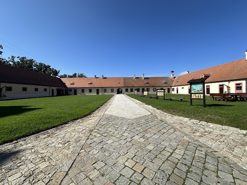 Muzeum lesnictví, myslivosti a rybářství – zámek Ohrada - Muzeum lesnictví, myslivosti a rybářství – zámek Ohrada, Ohrada 17, 373 41 Hluboká nad Vltavou, Czechia