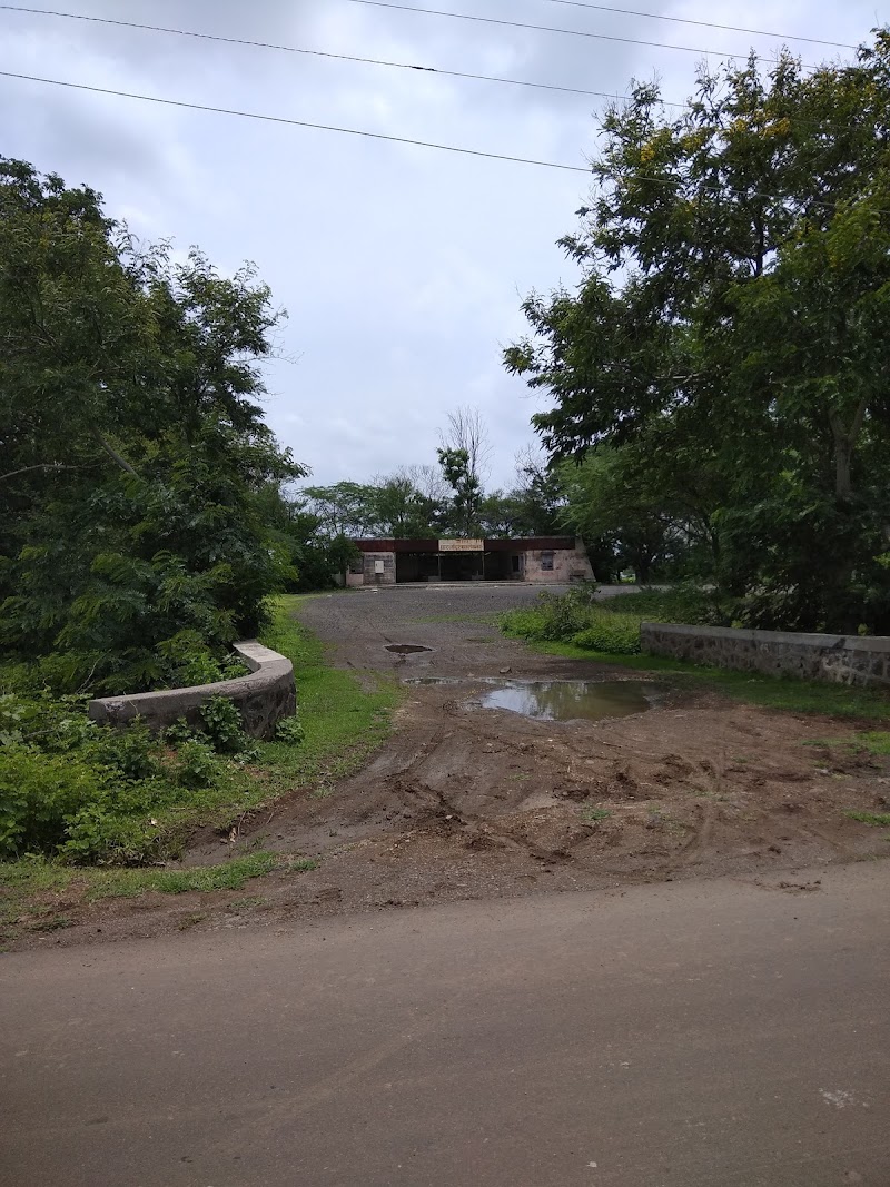 Old Bus-Stand - Old Bus-Stand, PHH6+RX4, Ambajogai - Ahmedpur Rd, Ghatnandur, Maharashtra 431519, India