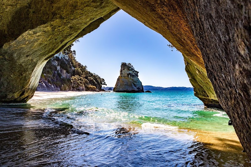 Te Whanganui-A-Hei (Cathedral Cove) Marine Reserve
