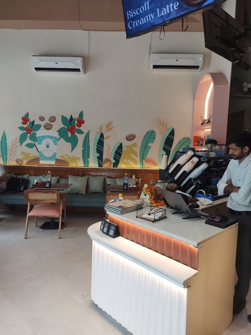 Love Over Coffee Gurugram Sector 67 - Love Over Coffee Gurugram Sector 67 Ground Floor, R4-012, M3M Urbana Premium, Ramgarh, Sector 67, Gurugram, Haryana 122101, India