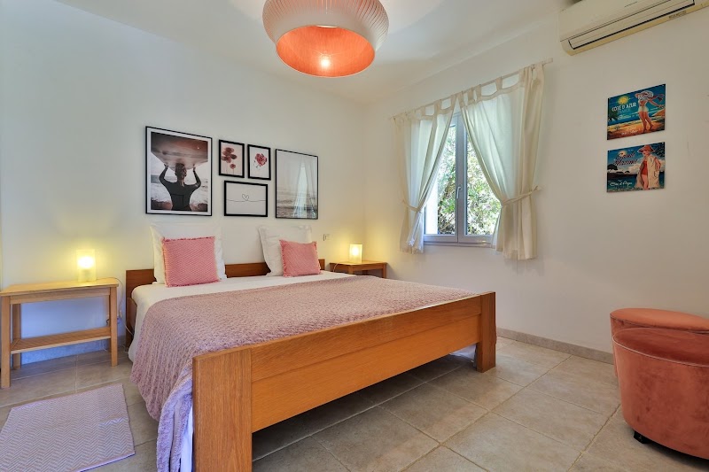 Villa Azur - Villa Azur, 355 Av. de la Cor Supérieure, 83120 Sainte-Maxime, France