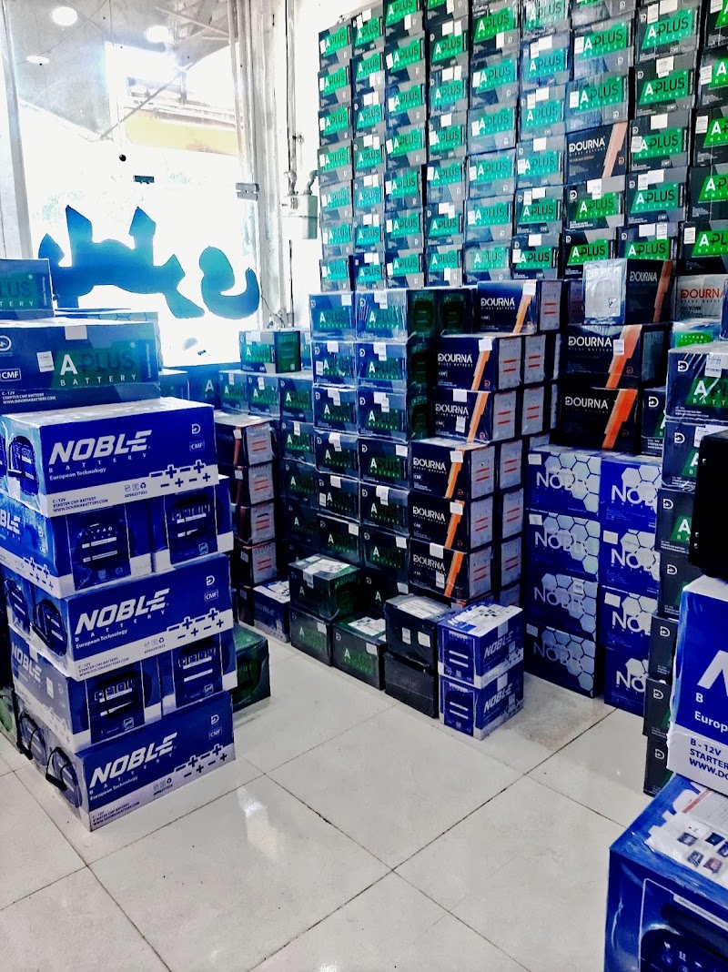 خیابان - خیابان, Zanjan, خیابان منتهی به مزارشهدای گمنام گاوازنگ، PGCF+7FX, Iran