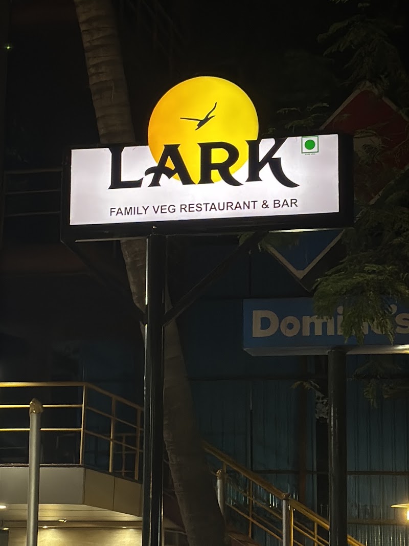 Lark- The Veg Bar - Lark- The Veg Bar R, odeon Mall, MHADA Colony, Odeon, Ghatkopar East, Mumbai, Maharashtra 400077, India