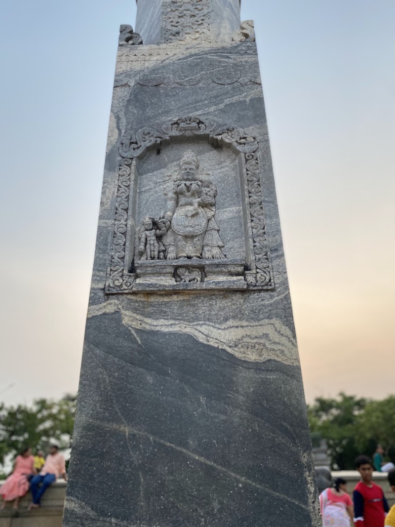 Shri Bhagwan Bahubali Monolithic Statue - Shri Bhagwan Bahubali Monolithic Statue, Dharmasthala Rd, Ujire, Daramasthala, Karnataka 574216, India