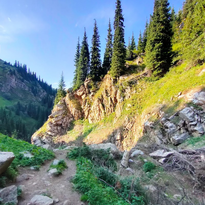 Gorelnik waterfall - Gorelnik waterfall, 43C3+FCX, Almaty, Kazakhstan