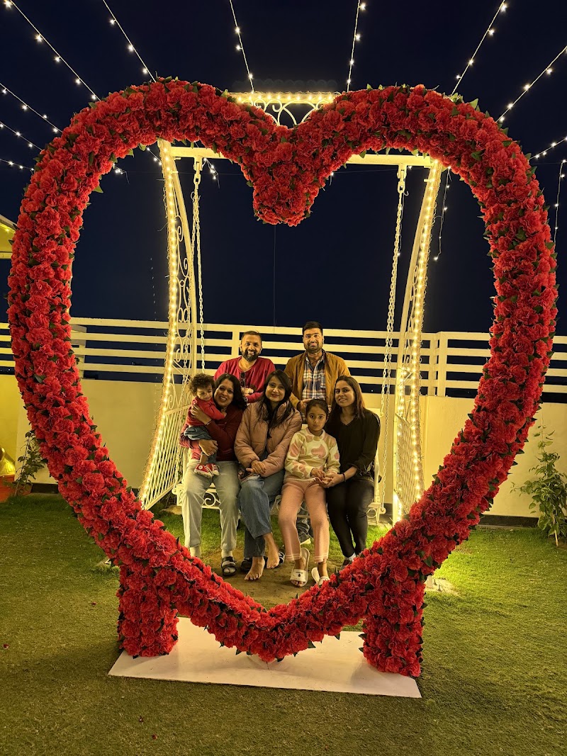 Aloha Candlelight Dinner Restaurant - Aloha Candlelight Dinner Restaurant Plot No 109, Bhaskar Marg, opp. Sukhsagar Aptartments, Sindhi Colony, Bani Park, Jaipur, Rajasthan 302016, India