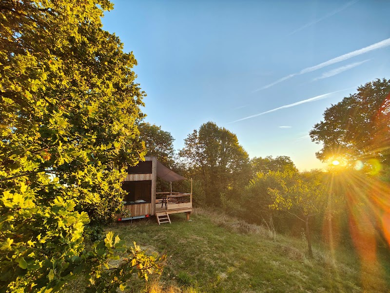MOOSE Tiny house Chaumes Hébergement en Auvergne - MOOSE Tiny house Chaumes Hébergement en Auvergne Les Chaumes, 63230 Saint-Jacques-d'Ambur, France