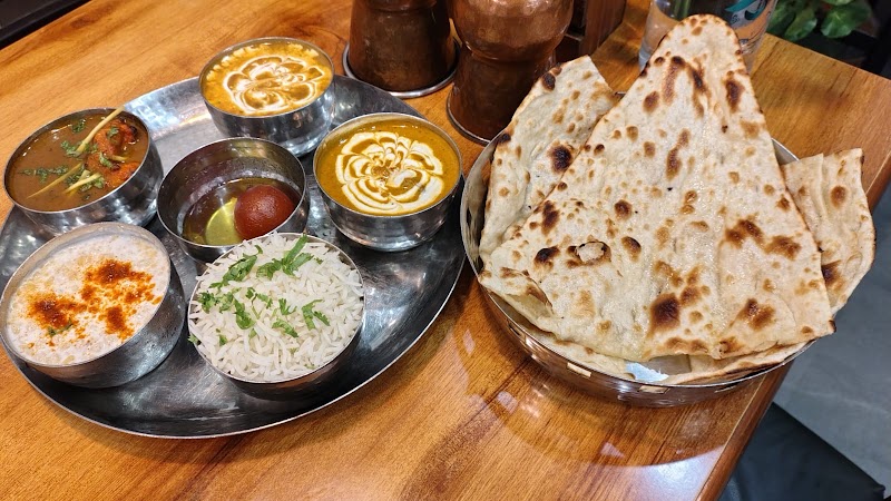 Kake Da Hotel Malad - Kake Da Hotel Malad Shop no 2,3, Pleasant Park, New Link Rd, opposite Movietime Theatre, Malad, Evershine Nagar, Malad West, Mumbai, Maharashtra 400064, India