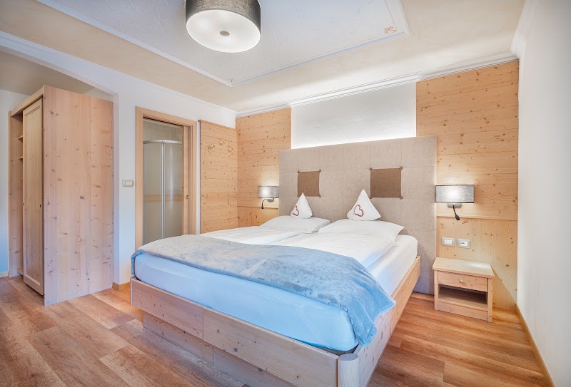 Hotel Ciamp - Hotel Ciamp Str. Val, 5, 39047 Santa Cristina Valgardena BZ, Italy