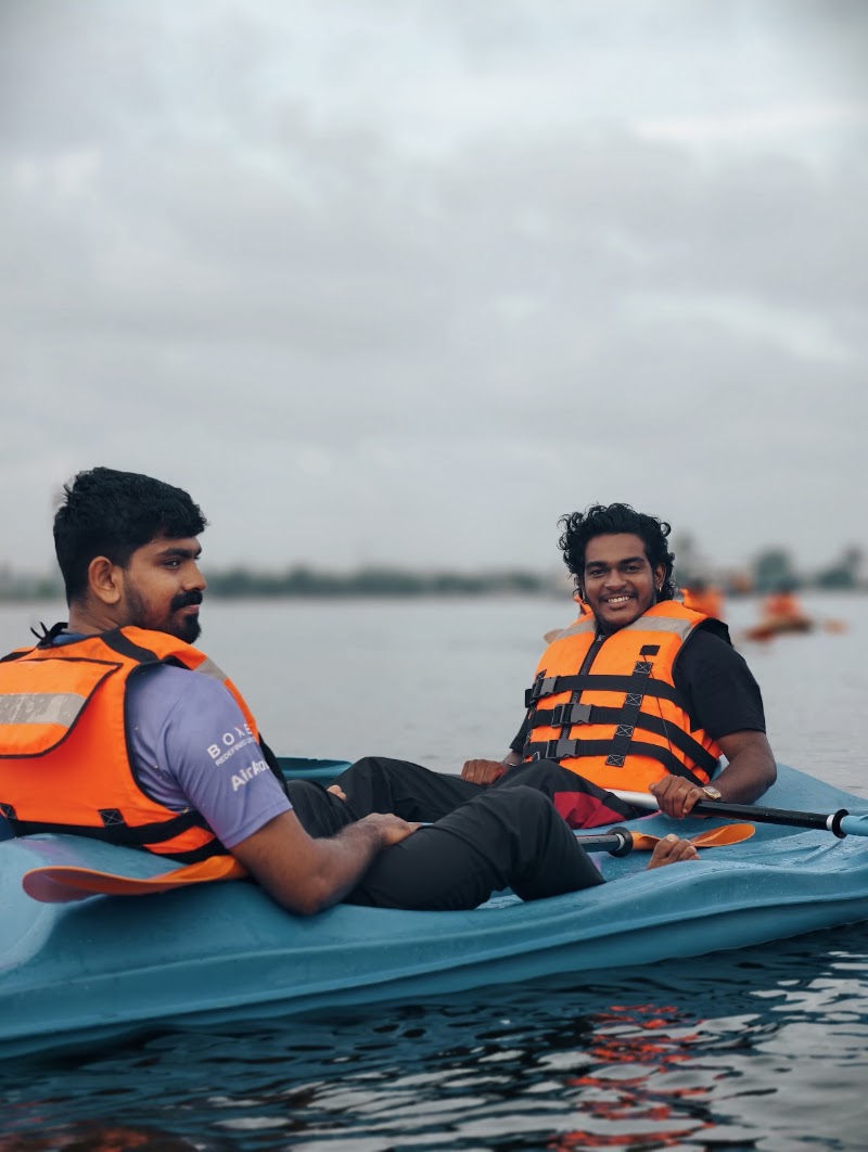 Mellowing in alleppey - Mellowing in alleppey Chungam Road, Pallathuruthy, Pazhaveedu, Alappuzha, Keralam 688011, India