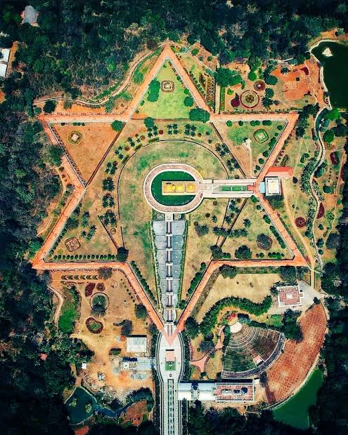 Sri Lakshmi Narayani Golden Temple - Vellore City - Sri Lakshmi Narayani Golden Temple - Vellore City Thirumalaikodi, Murukkeri, Tamil Nadu 632055, India