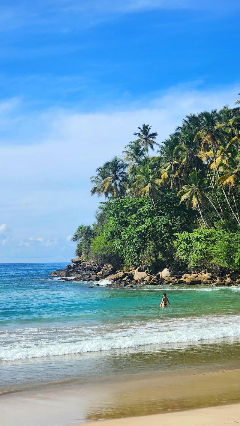 Hiriketiya beach