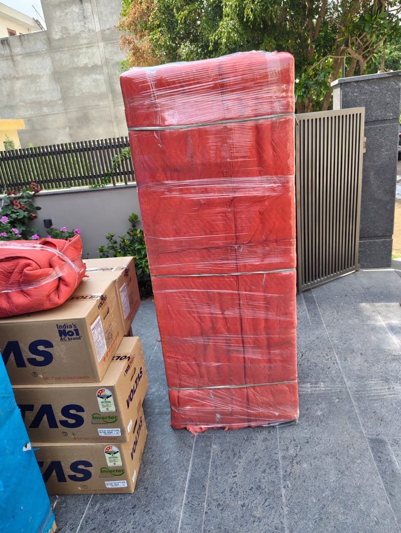 Movers and packers in Mumba - Movers and packers in Mumba, Shop Number 403, Nandlal Jain Road, Mandvi, Mumbai, Maharashtra 400009, India