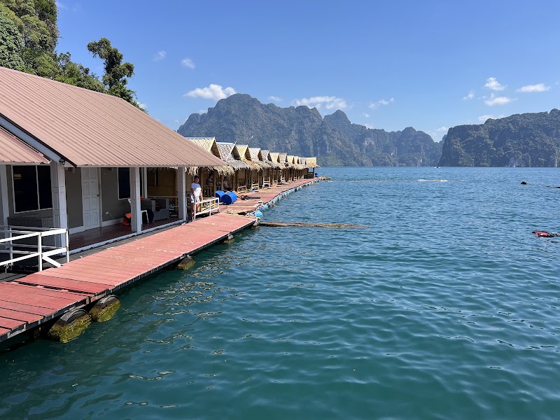 Cheow Lan Pier (Ratchaprapha Pier) - Cheow Lan Pier (Ratchaprapha Pier), XRGC+V52 Unnamed Rd Tambon Khao Phang, Amphoe Ban Ta Khun, Chang Wat Surat Thani 84230, Thailand