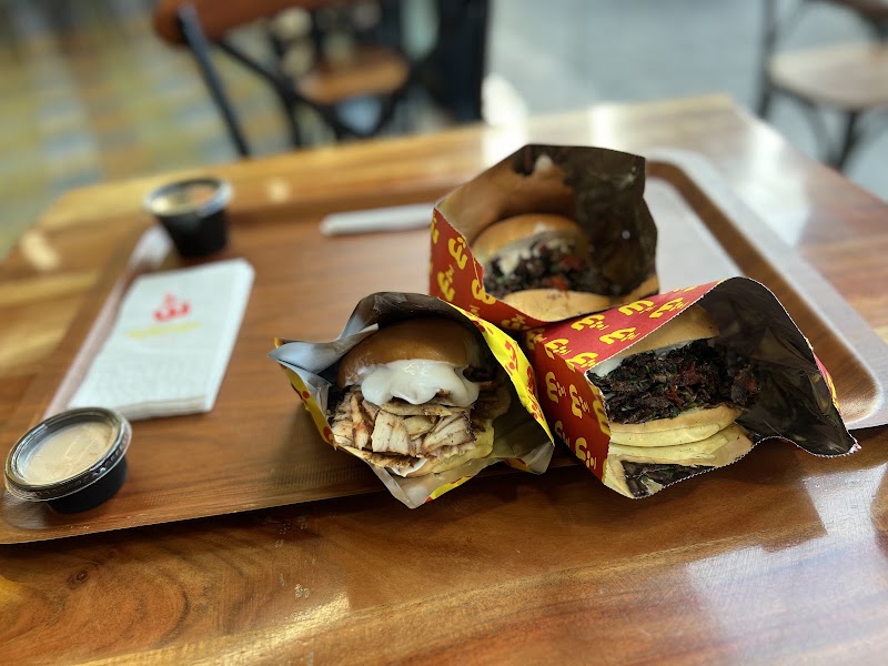 Shawarmary - شاورمري Marina Walk - Shawarmary - شاورمري Marina Walk Marina View Tower - Marsa Village - Dubai Marina ـ Shop 3 - مرسى دبي - دبي مارينا - دبي - United Arab Emirates