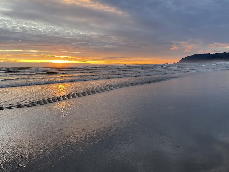 Haystack Rock - Haystack Rock US-101, Cannon Beach, OR 97110, USA