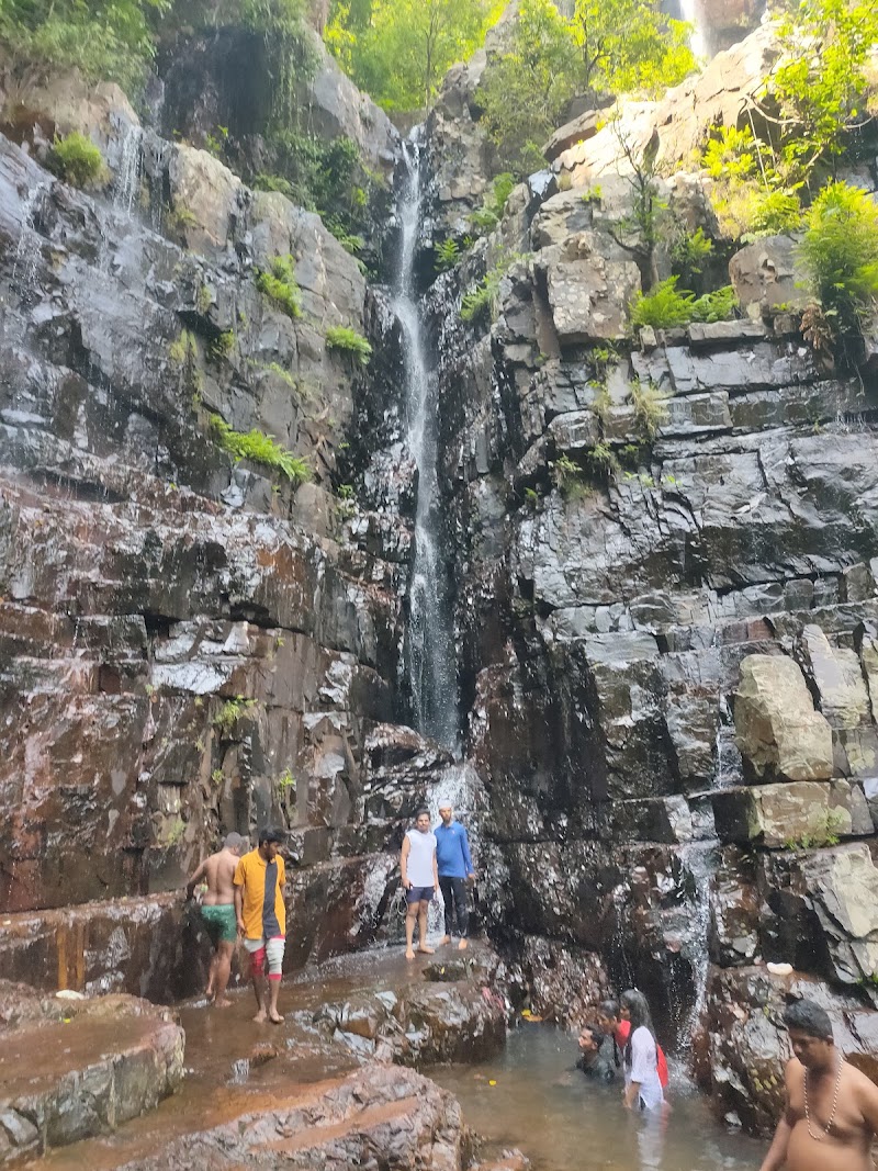 Talakona Waterfalls - Talakona Waterfalls Chittoor District, R668+J9C, Tirupathi, Andhra Pradesh 516101, India