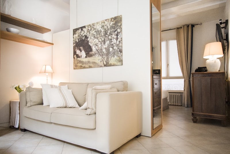 Casa Letizia Apartments - Casa Letizia Apartments, Str. Maggiore, 7, 40125 Bologna BO, Italy