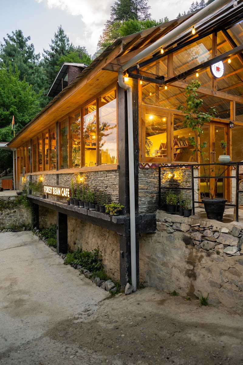 Jibhi forest bean coffeehouse & bistro - Jibhi forest bean coffeehouse & bistro Village Sar, P.O. Jibhi, Tehl, H8WX+Q8R, Banjar, Jibhi, Himachal Pradesh 175123, India