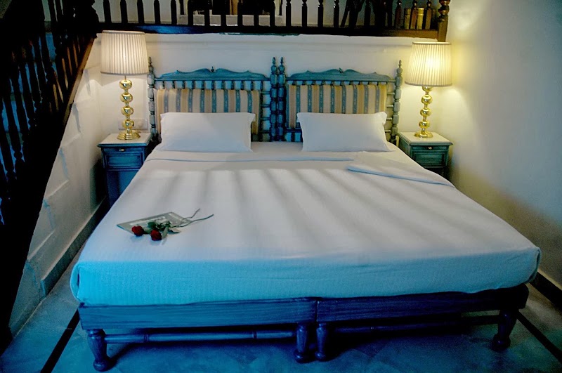 Garden Hotel - Garden Hotel Gulab Bagh Rd, Opposite Sajjan Niwas Garden, Old City, Gulab Bagh, Udaipur, Rajasthan 313001, India