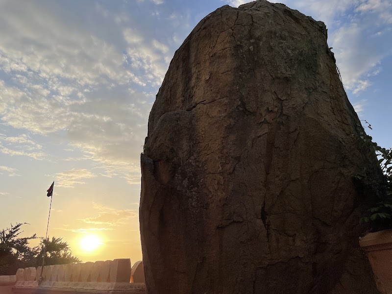 Shravanabelagola - Shravanabelagola, VF4P+VVM, Bhagawan Bahubali Street, Shravanbela Gola (Rural), Karnataka 573135, India