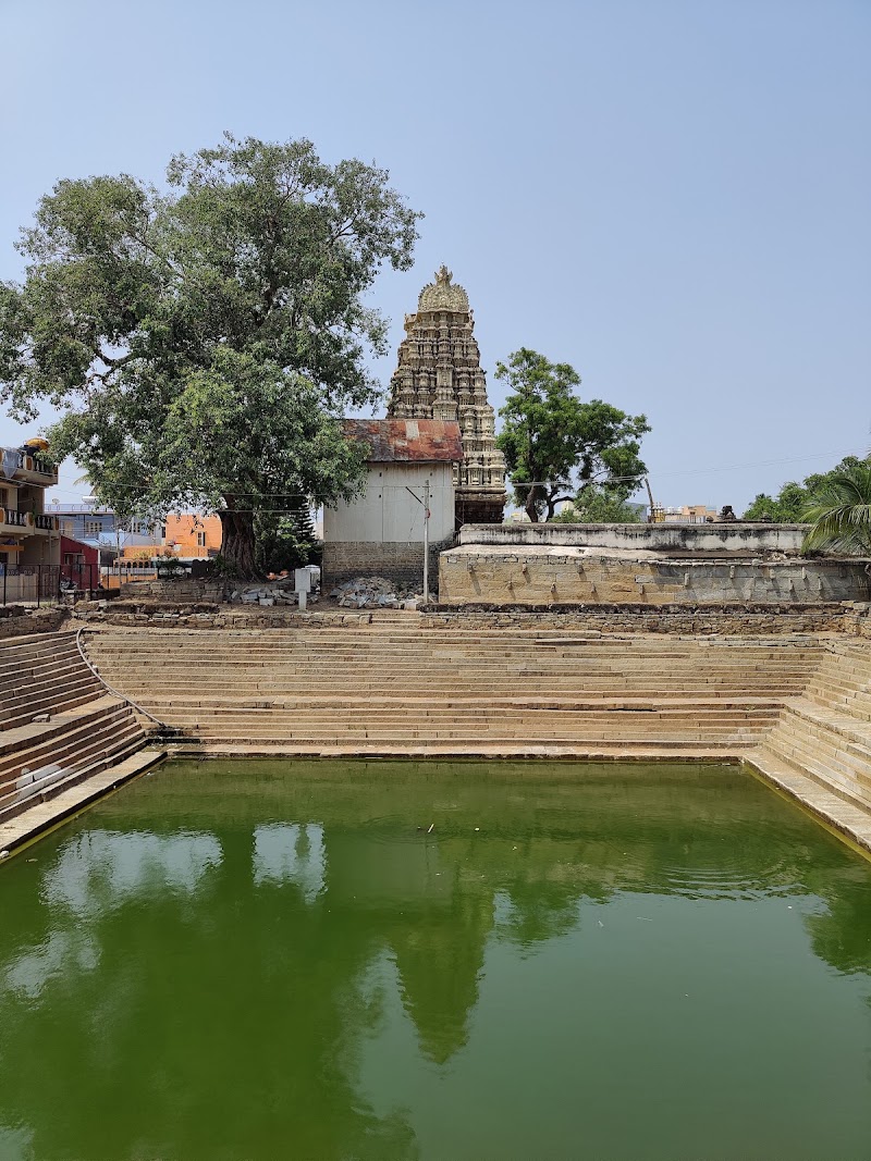 Shri Someshwara Swamy Temple (Kolar). - Shri Someshwara Swamy Temple (Kolar). 44PQ+X7X, Fort Area, Kolar, Karnataka 563101, India