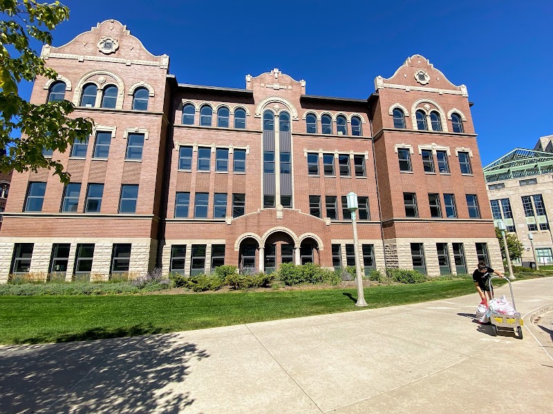 Loyola University Chicago - Loyola University Chicago 1032 W Sheridan Rd, Chicago, IL 60660, USA