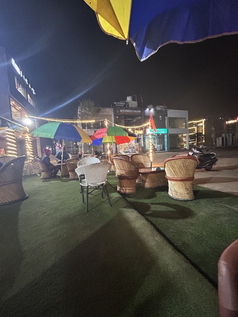 Chaudhary Dhaba - Chaudhary Dhaba 20, Medicity, Islampur Colony, Sector 38, Gurugram, Haryana 122018, India