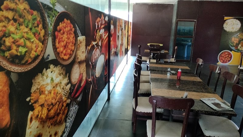 CG Dhaba and Famliy Restaurant - CG Dhaba and Famliy Restaurant Saddu-Baronda Road, Off, Vidhan Sabha Rd, beside Tandon Petrol Pump, Baronda, Barauda, Chhattisgarh 492014, India