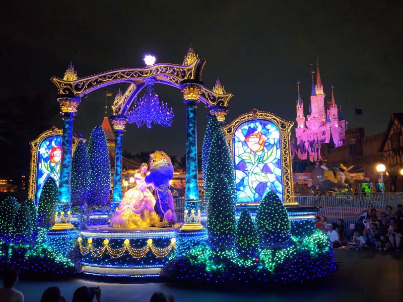 Tokyo Disneyland - Tokyo Disneyland 1-1 Maihama, Urayasu, Chiba 279-0031, Japan