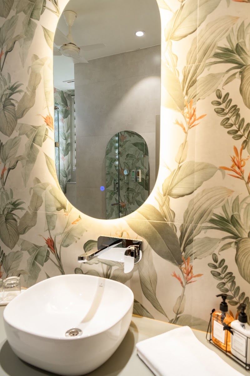 Girisadan - A City Centre Boutique Hotel - Girisadan - A City Centre Boutique Hotel 8, Sardar Patel Marg, Devi Niketan Compound, Dhuleshwar Garden, Hathroi, Jaipur, Rajasthan 302001, India