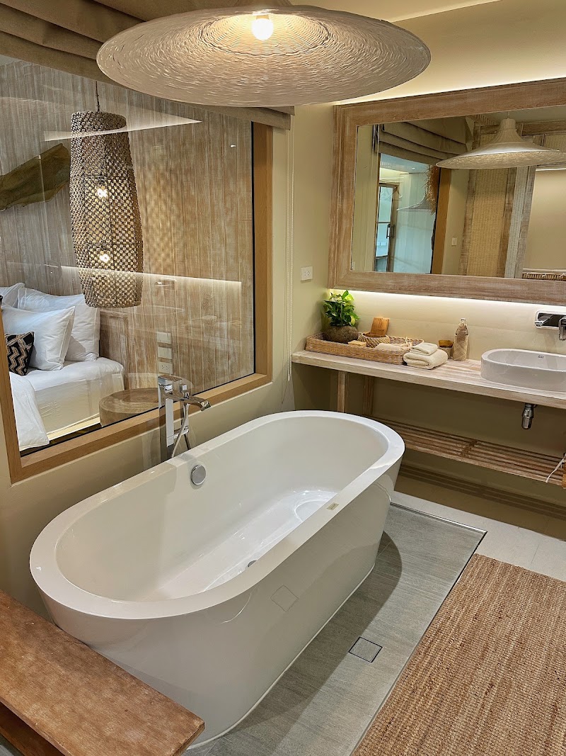 Bayshore Resort - Bayshore Resort, Haad Rin 141, Tambon Ban Tai, Koh Phangan, Chang Wat Surat Thani 84280, Thailand