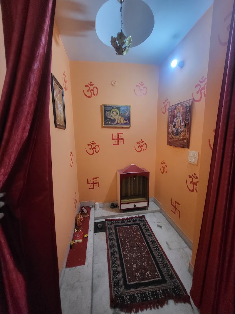 Radhe Mohan Girls & Boys PG - Radhe Mohan Girls & Boys PG 552, 2nd floor, opposite D MALL, Niti Khand 3, Manoj Vihar, Indirapuram, Ghaziabad, Uttar Pradesh 201014, India