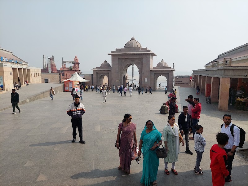 द्वार संख्या 01 - द्वार संख्या 01 8267+6FJ, Lahori Tola, Varanasi, Domari, Uttar Pradesh 221001, India