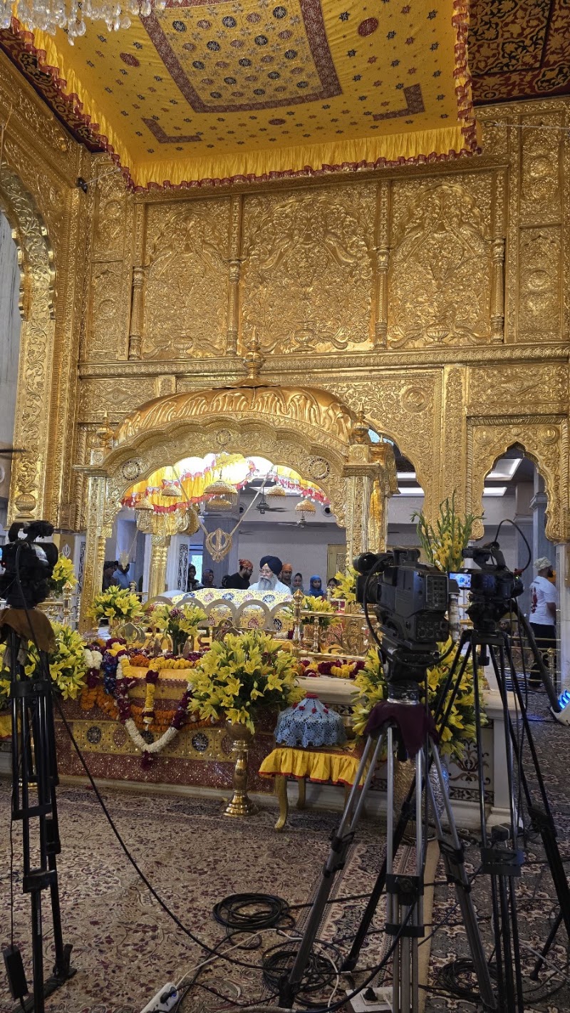 Gurdwara Bangla Sahib gate no.1 Ashoka Road - Gurdwara Bangla Sahib gate no.1 Ashoka Road Gurdwara Bangla Sahib gate, 1, Ashoka Rd, Area, New Delhi, Delhi 110001, India