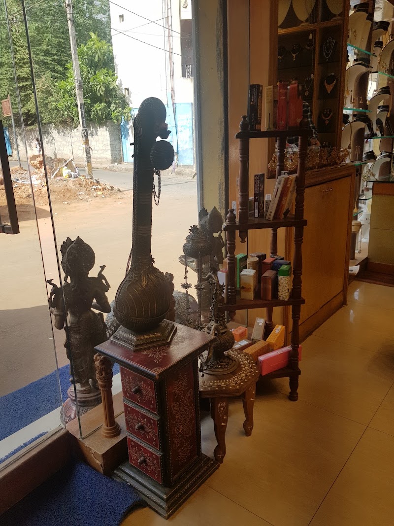 Mysore Saree Center - Mysore Saree Center, SGRR Complex, Rajaram Mohan Roy Road, Corporation Cir, Ashwath Nagar, Sampangi Rama Nagara, S R Nagar, Bengaluru, Karnataka 560027, India