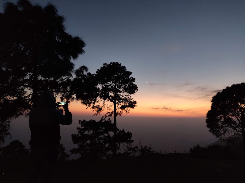 Sweet Sunrise Home Stay Guest House - Sweet Sunrise Home Stay Guest House goyoun, Lansdowne, Gounu, Uttarakhand 246155, India