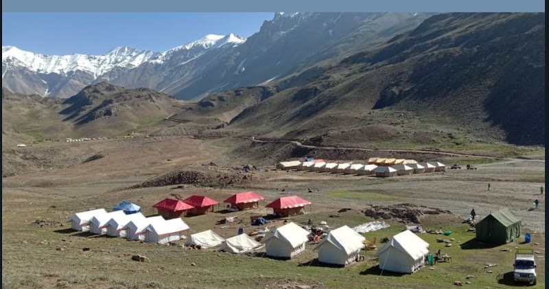 Raw Escapades - Camp Chandrataal
