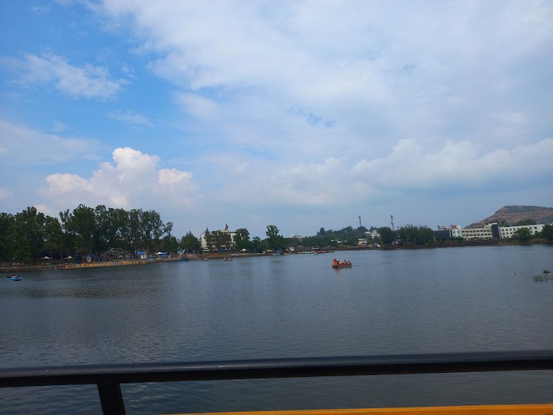 Saputara Lake View Point - Saputara Lake View Point HP9W+WJR, Saputara, Gujarat 394720, India