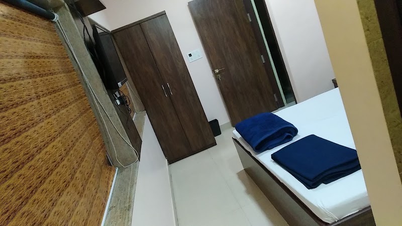HOTEL BLUE HEAVEN - HOTEL BLUE HEAVEN Jail Rd, Kutchery Chowk, Devendra Nagar, Raipur, Chhattisgarh 492001, India