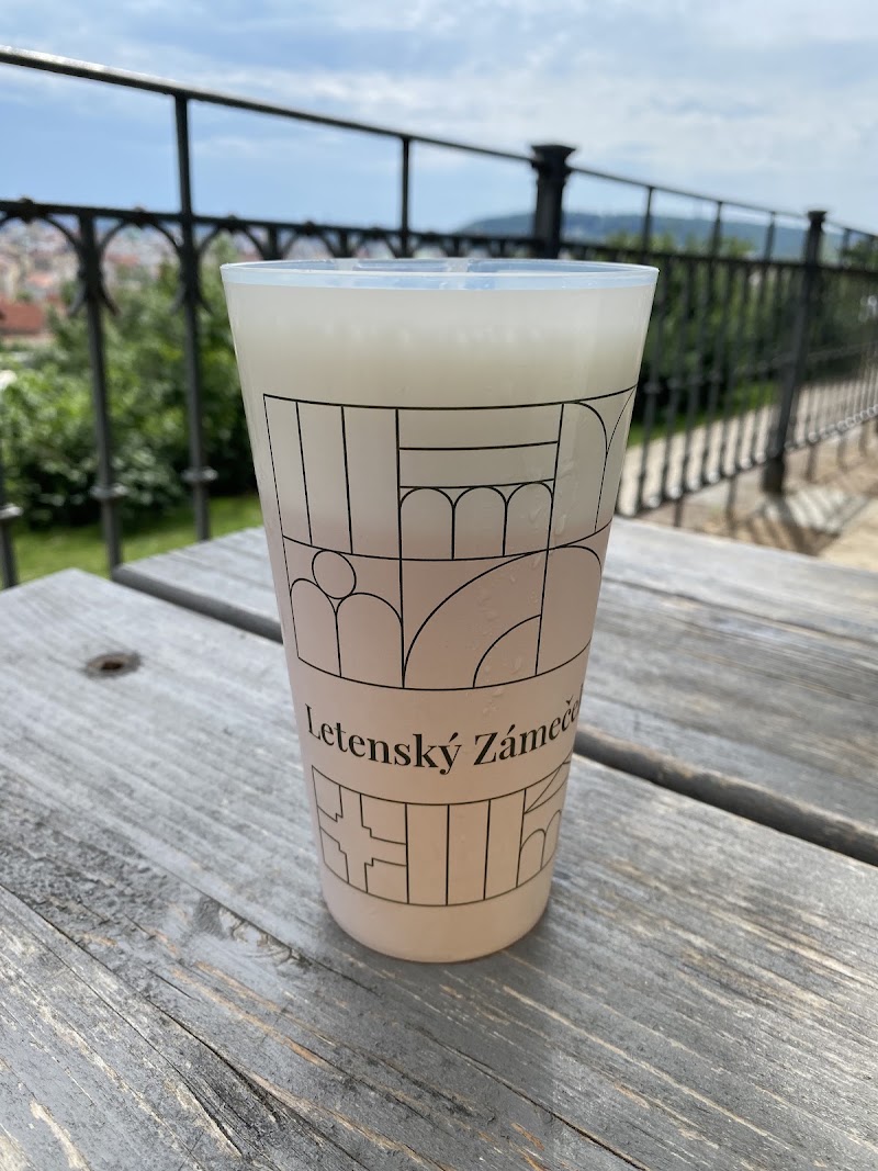 Zahrádky Letná Beer Garden - Zahrádky Letná Beer Garden Letenské sady 341, 170 00 Praha 7-Holešovice, Czechia