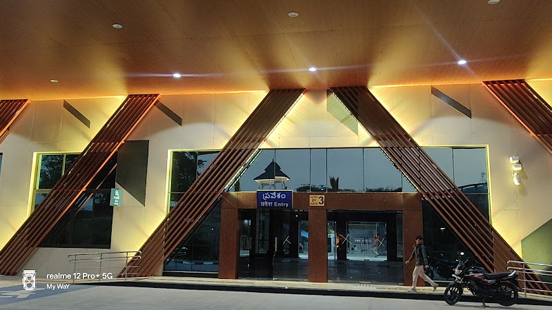 Hi-Tech City - Hi-Tech City, Hitech City station Foot Over Bridge, Izzathnagar, Hyderabad, Telangana 500072, India