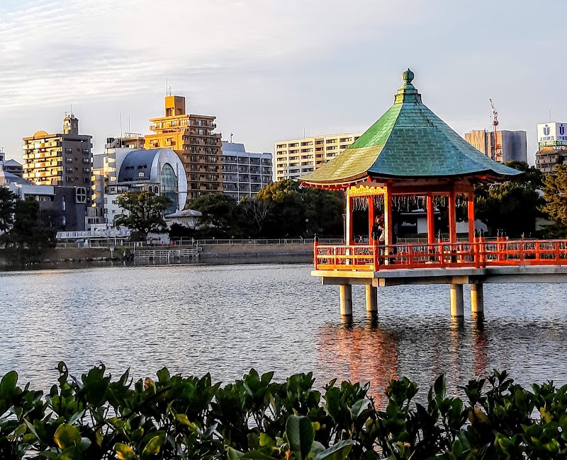 Ohori Park - Ohori Park Japan, 〒810-0051 Fukuoka, Chuo Ward, Ōhorikōen, 1 公園管理事務所