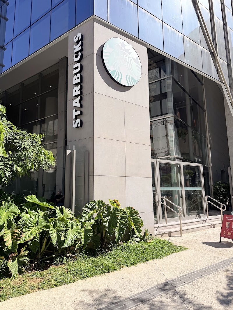 Starbucks - Starbucks, Av. Pedroso de Morais, 218 - Pinheiros, São Paulo - SP, 05420-000, Brazil
