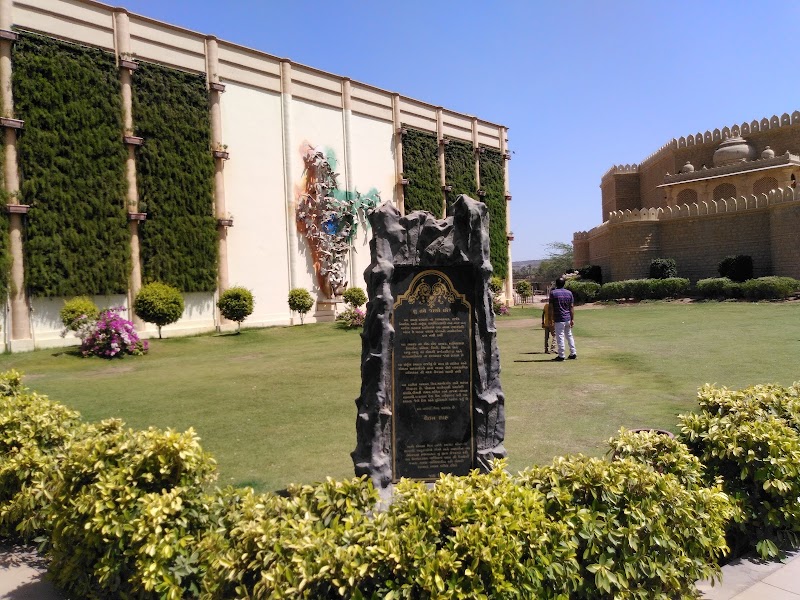 Hiralaxmi Memorial Craft Park - Hiralaxmi Memorial Craft Park, Bhujodi memorial, Hiralaxmi Craft Park Rd, near Bhujodi, Bhujodi, Gujarat 370020, India