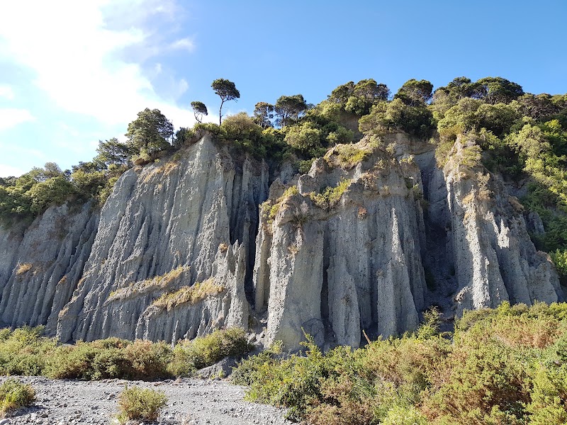 Putangirua Pinnacles - Putangirua Pinnacles, Wairarapa 5772, New Zealand