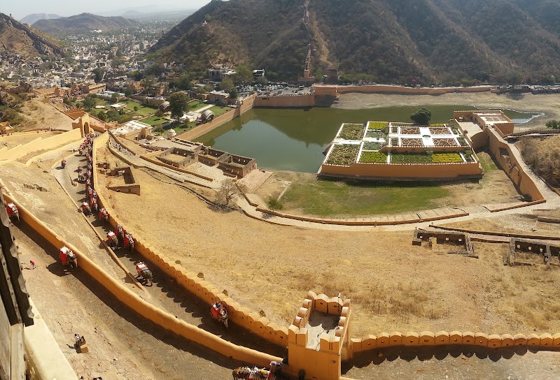 Ganesh Pol - Ganesh Pol Amer Road, JAIGARH FORT, Devisinghpura, Amer, Rajasthan 302028, India