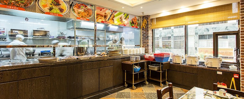 忠成餃子王（星際店）